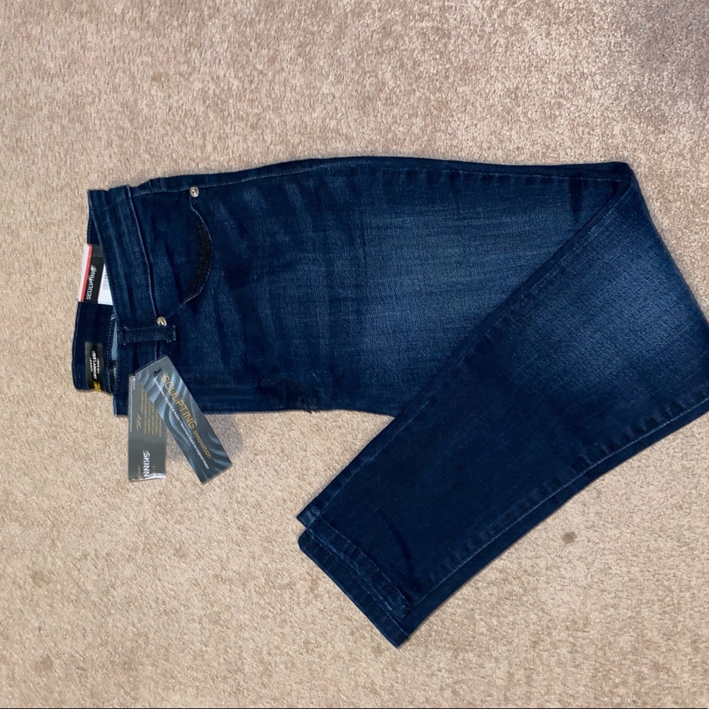 New Jeans Lee